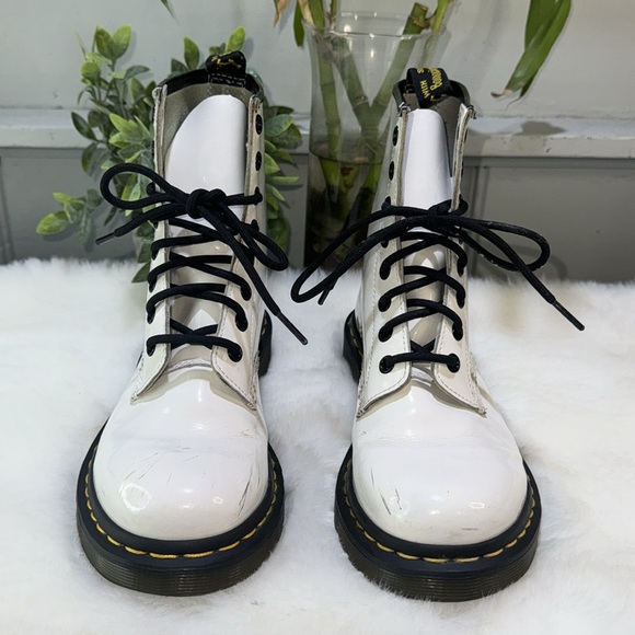 Dr Martens - Picture 2 of 8